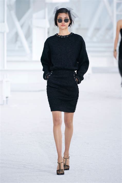 chanel 2021 ready to wear|Chanel spring 2021 runway.